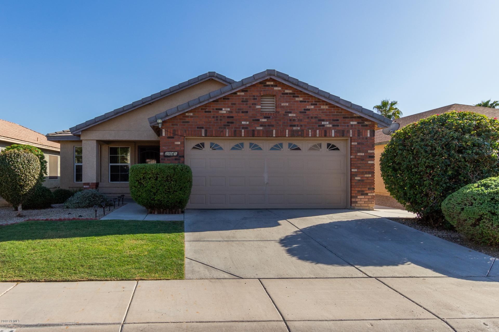2841 West Grenadine Road Phoenix, AZ 85041 - Photo 1 of 21 Grenadine (1)