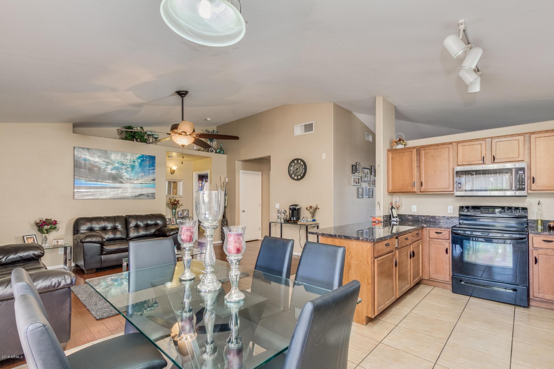 2841 West Grenadine Road Phoenix, AZ 85041 - Photo 11 of 21 Grenadine (13)