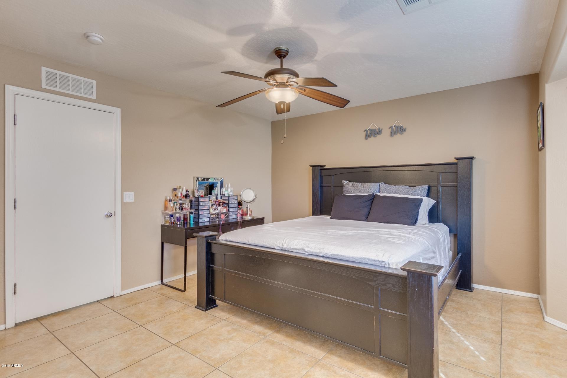 2841 West Grenadine Road Phoenix, AZ 85041 - Photo 14 of 21 Grenadine (16)