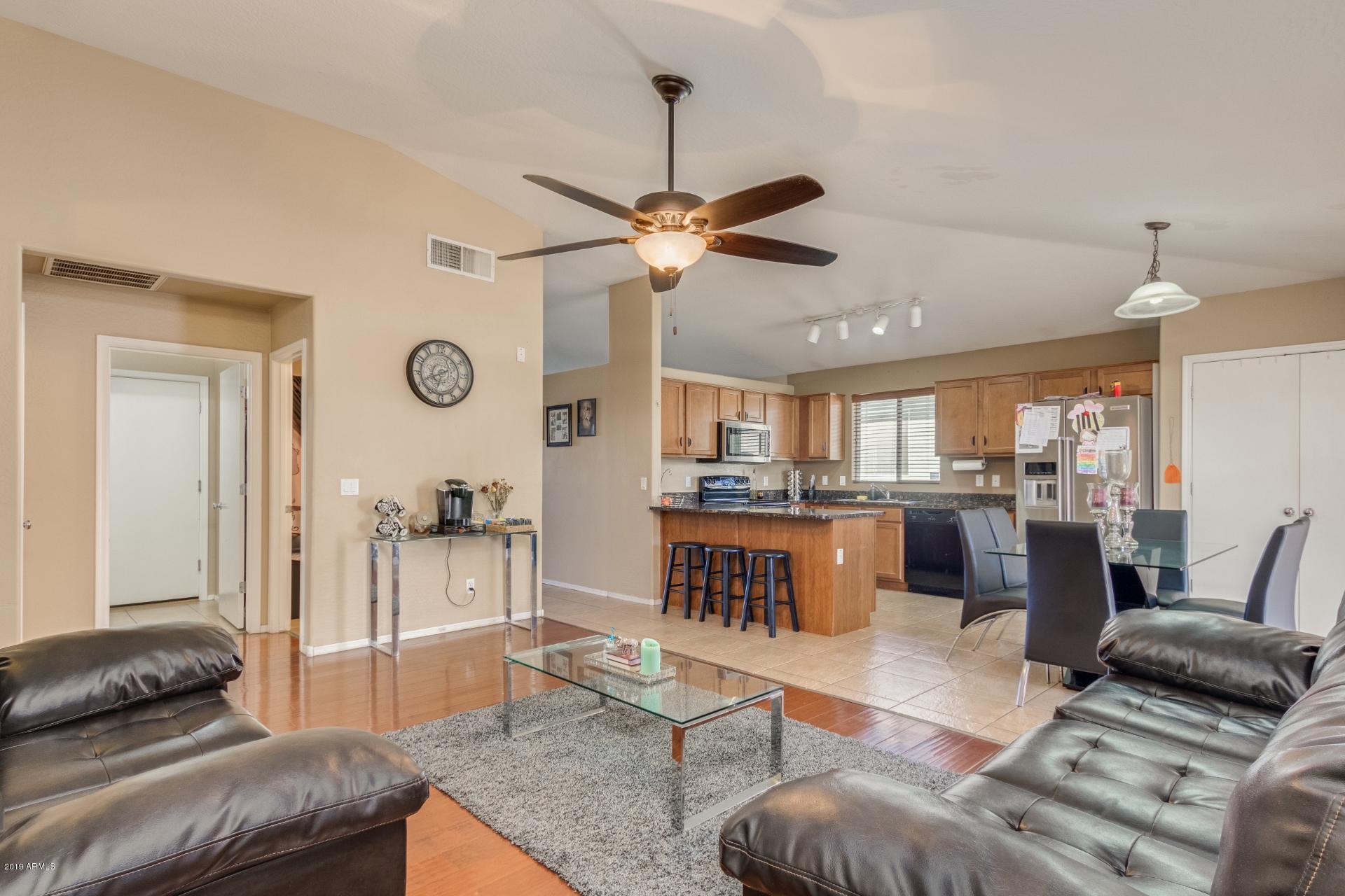 2841 West Grenadine Road Phoenix, AZ 85041 - Photo 5 of 21 Grenadine (6)
