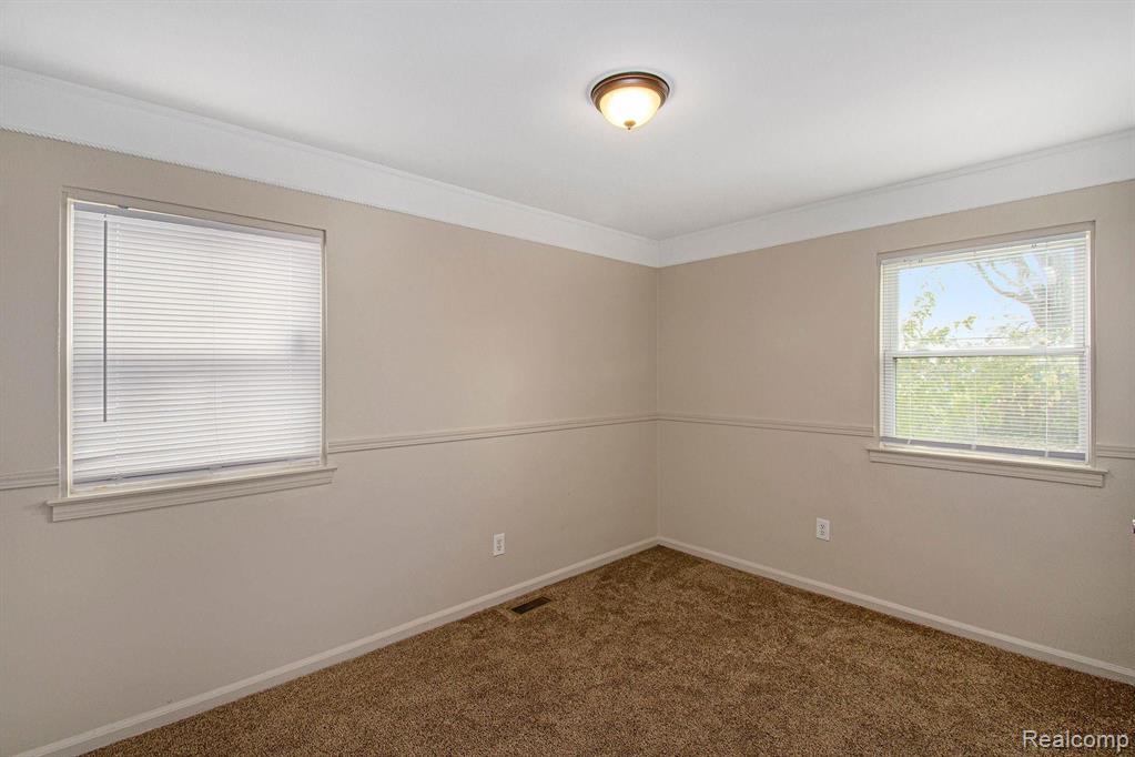 7574 Timken Avenue Warren, MI 48091 - Photo 6 of 19