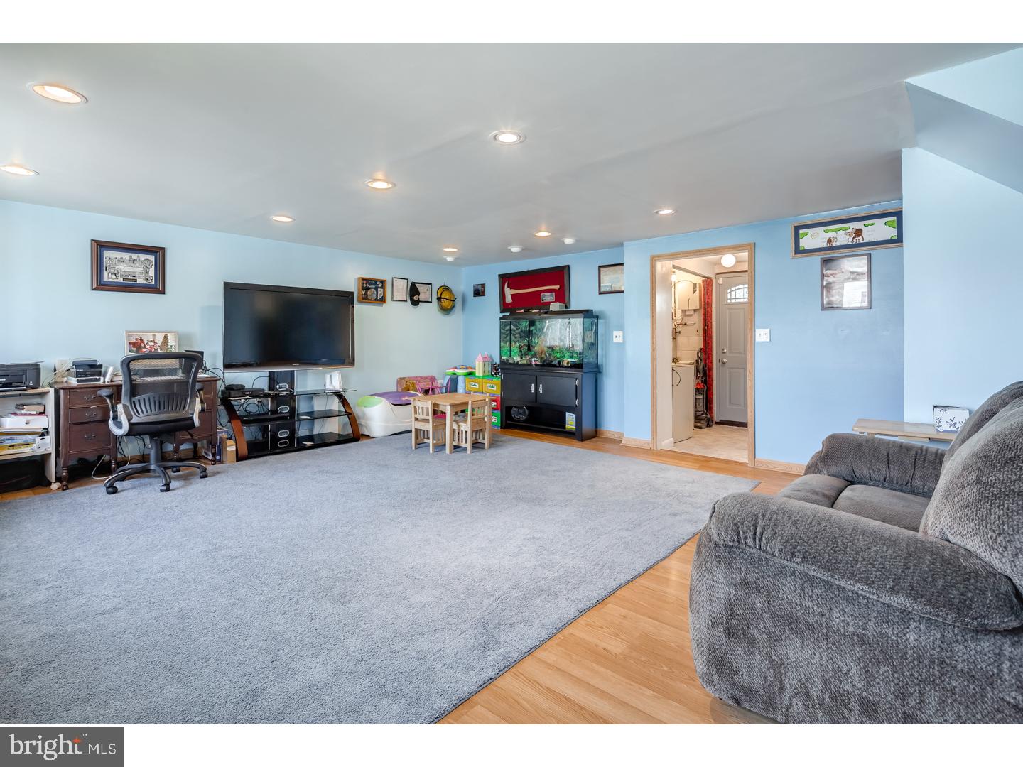 10121 Proctor Road Philadelphia, PA 19116 - Photo 22 of 23 Gallery Image 22