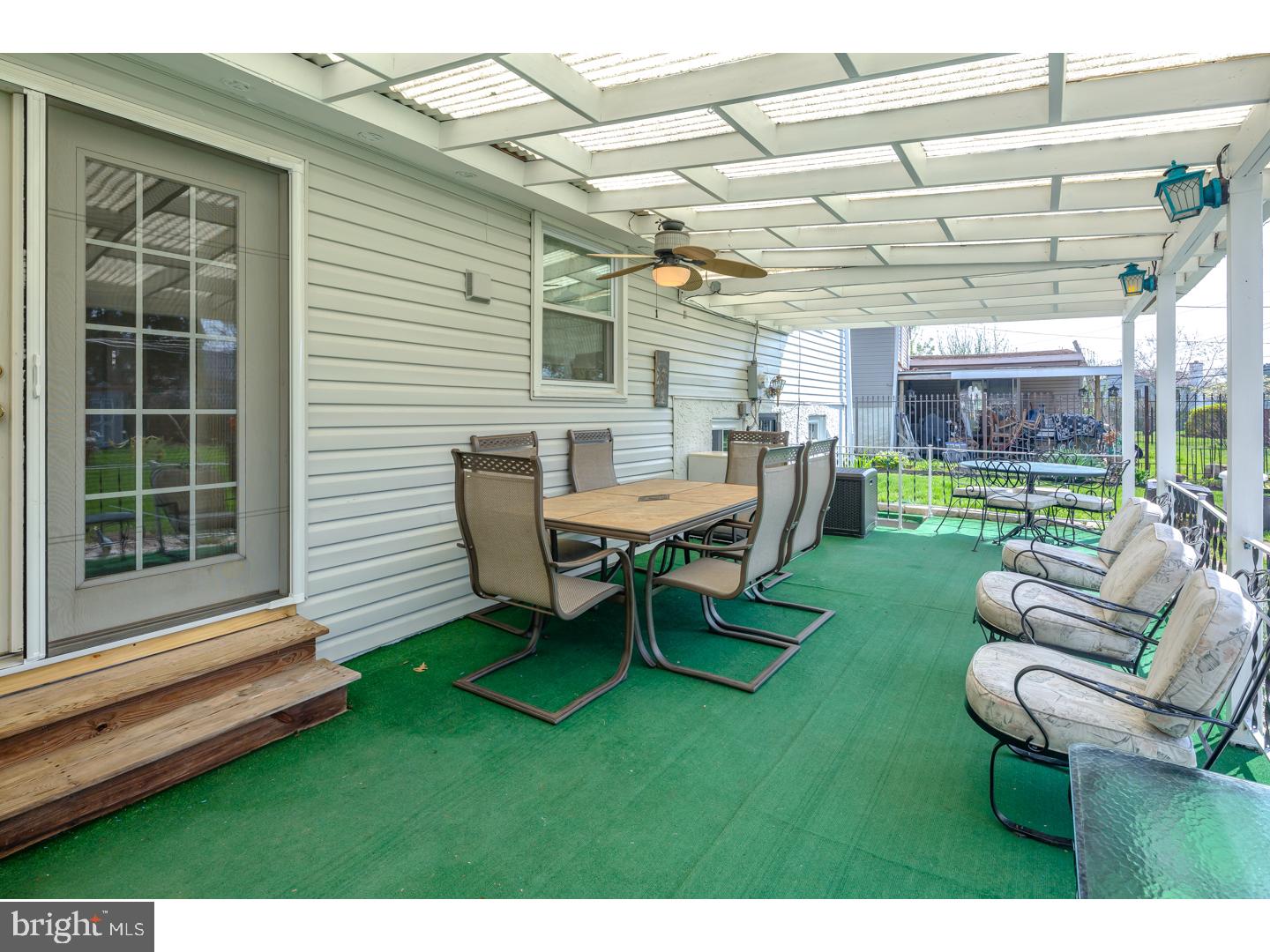 10121 Proctor Road Philadelphia, PA 19116 - Photo 7 of 23 Gallery Image 7