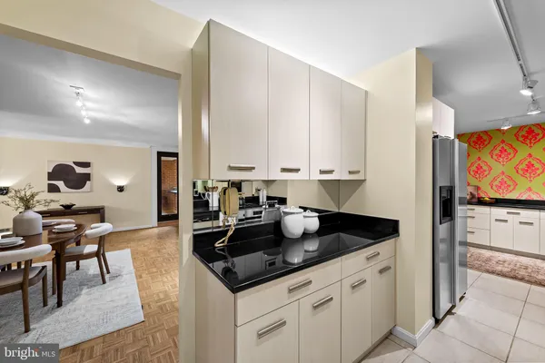 $389,000 | 111 Hamlet Hill Road, Unit 406, Baltimore, MD 21210