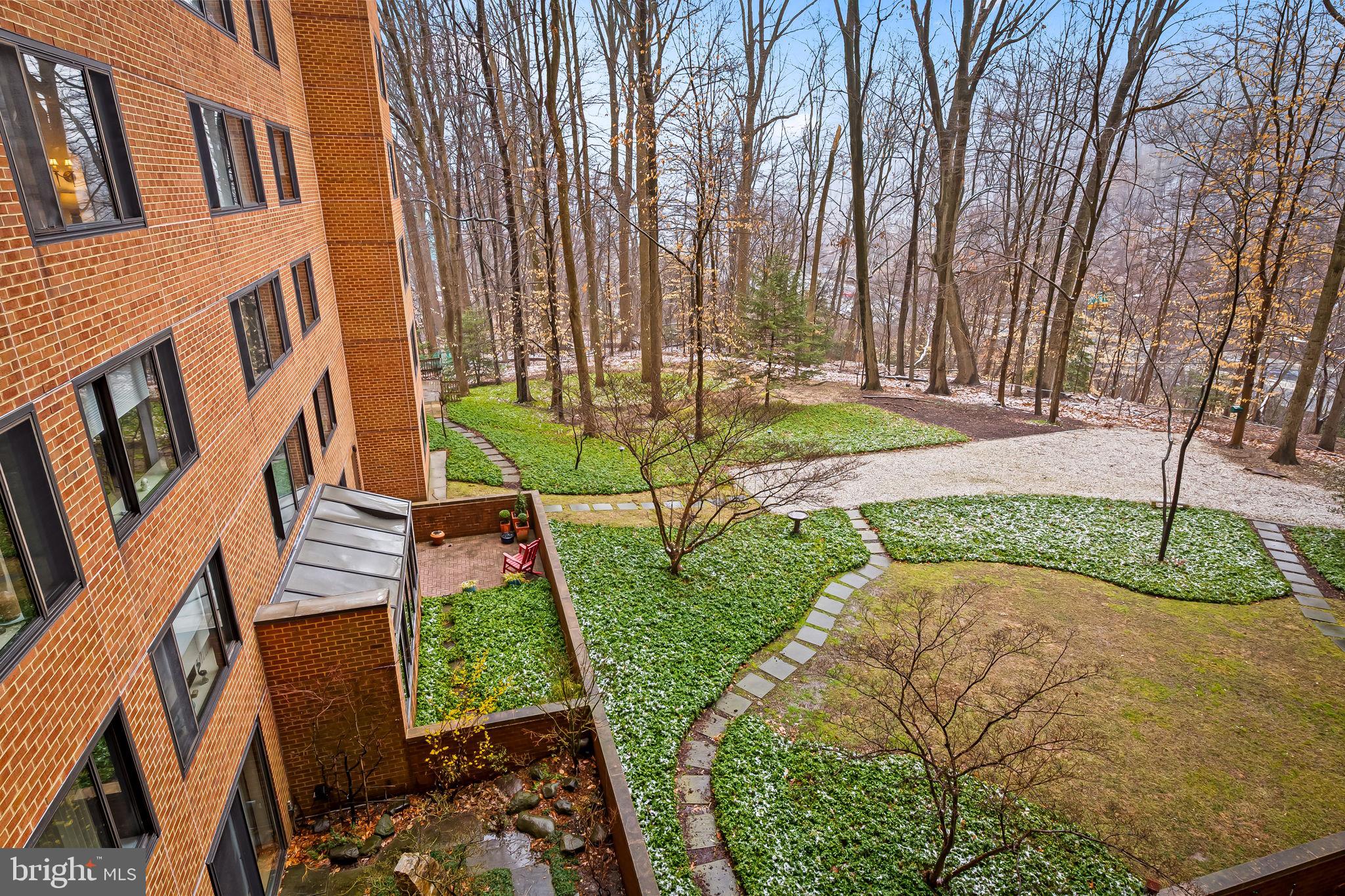 111 Hamlet Hill Road, Unit 406 Baltimore, MD 21210 - Photo 27 of 37 View to rear courtyard
