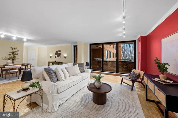 $389,000 | 111 Hamlet Hill Road, Unit 406, Baltimore, MD 21210