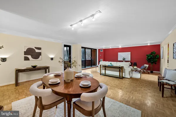 $389,000 | 111 Hamlet Hill Road, Unit 406, Baltimore, MD 21210