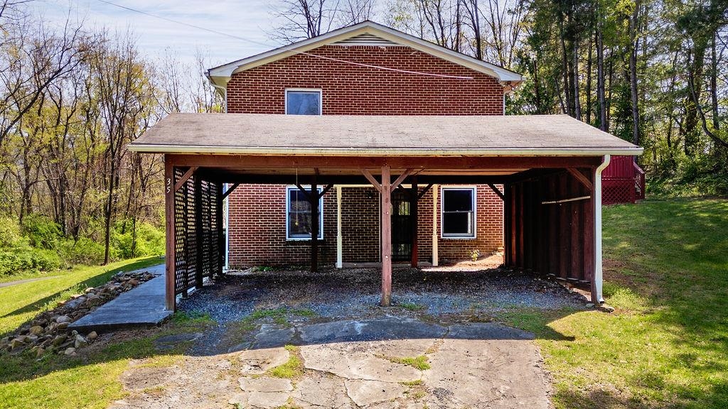 2051 Mt Torrey Road Lyndhurst, VA 22952 - Photo 6 of 67 2 Car Carport