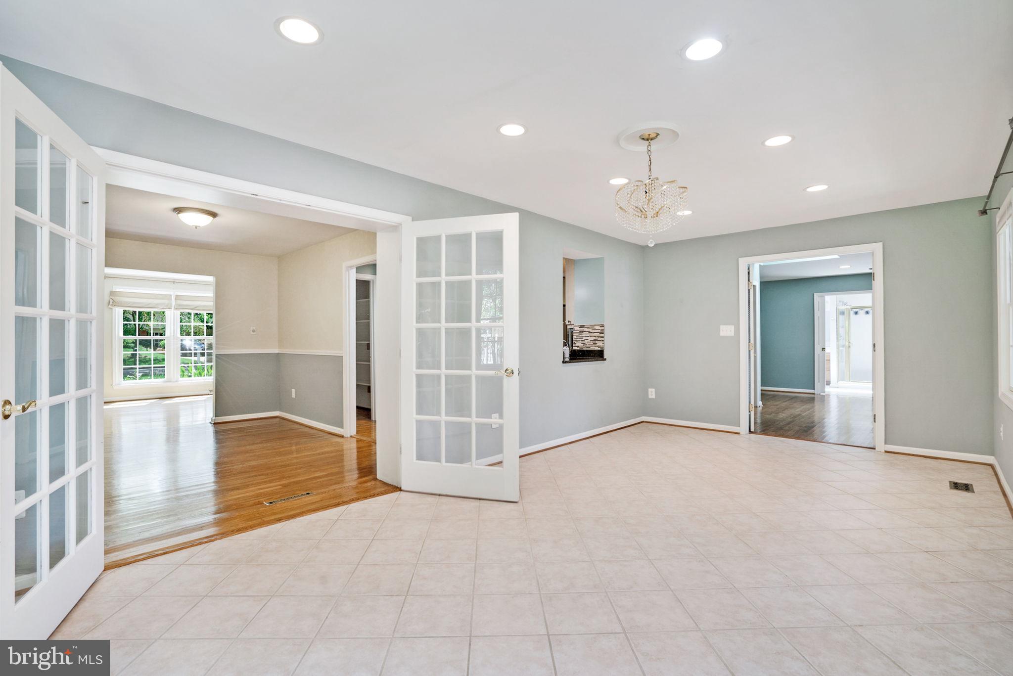 1708 Burning Tree Drive Vienna, VA 22182 - Photo 23 of 57