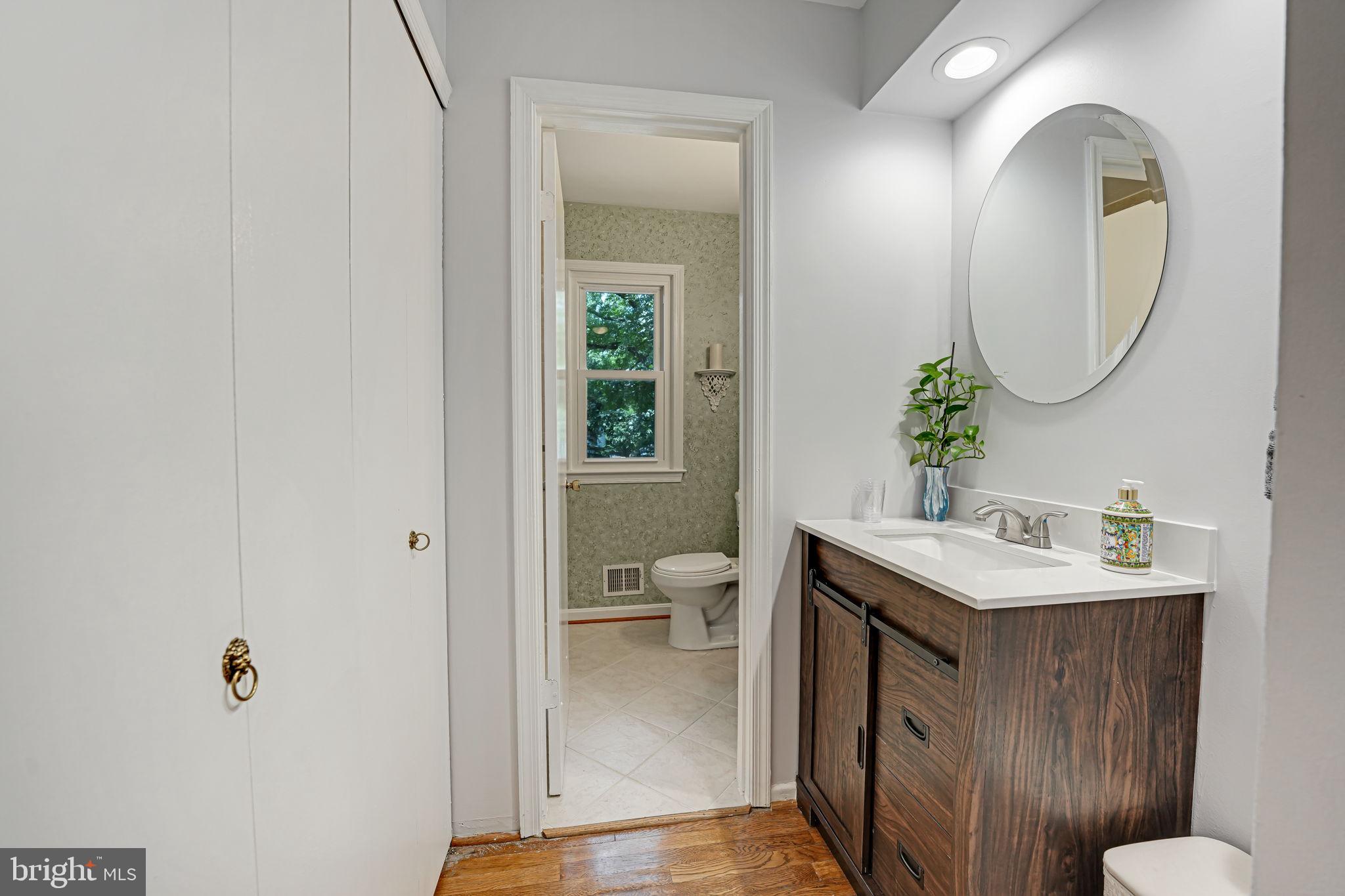 1708 Burning Tree Drive Vienna, VA 22182 - Photo 38 of 57 Upper level 2nd vanity in hall bathroom
