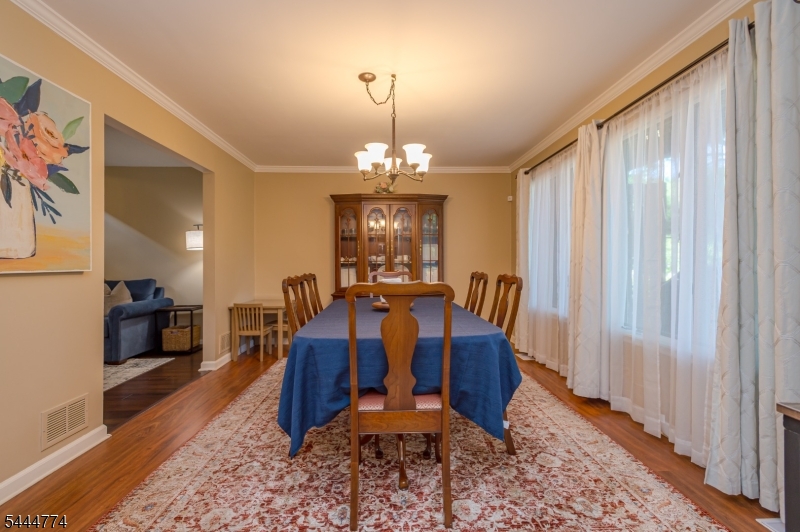 9 Mission Hills Road Annandale, NJ 08801 - Photo 6 of 20