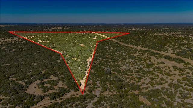 a view of an outdoor space