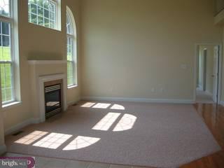 72 Harry Avenue Reading, PA 19607 - Photo 2 of 6