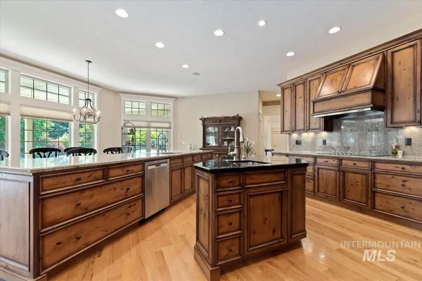 $875,000 | 2562 Lauren Drive, Ontario, OR 97914