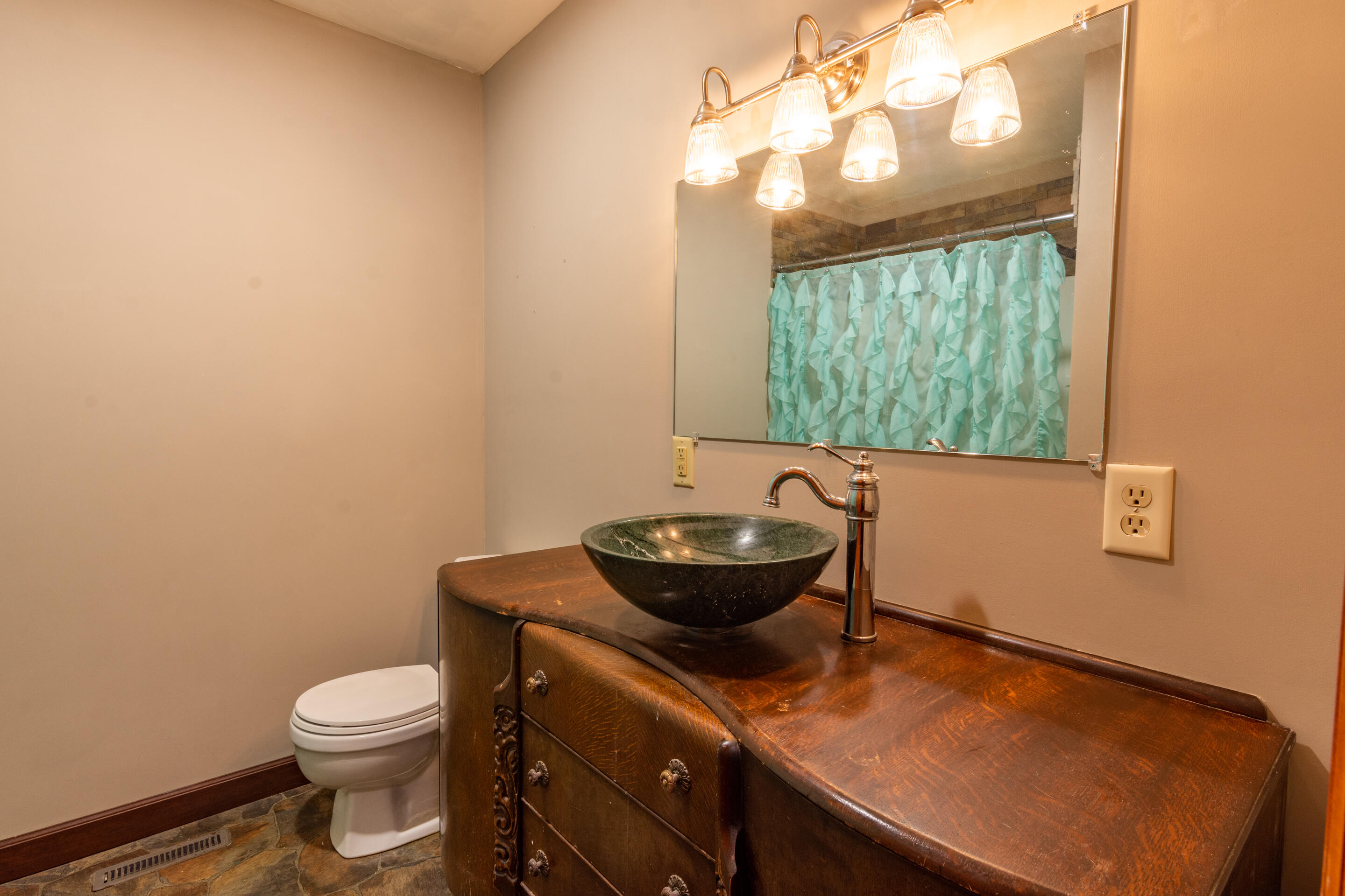 584 Maley Hollow Road Dayton, TN 37321 - Photo 36 of 46 584 Maley Hollow-27
