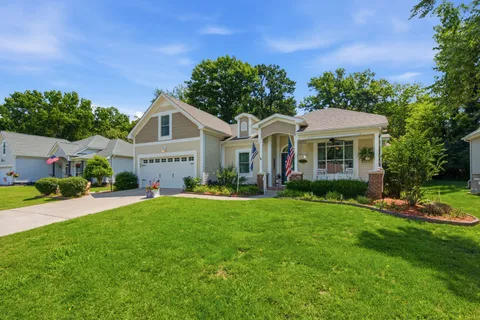 $475,000 | 102 Cross Cove Court, Hendersonville, TN 37075