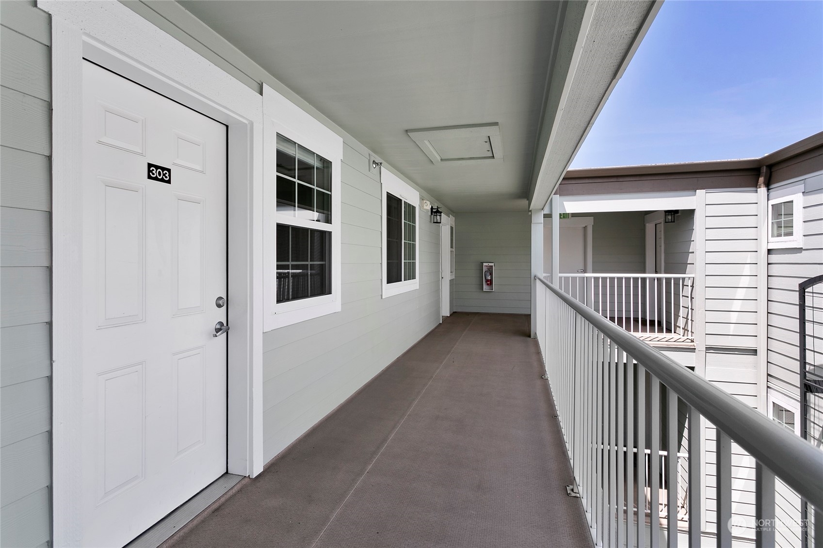 1011 Bancroft Street, Unit 303 Bellingham, WA 98225 - Photo 33 of 40 a view of balcony