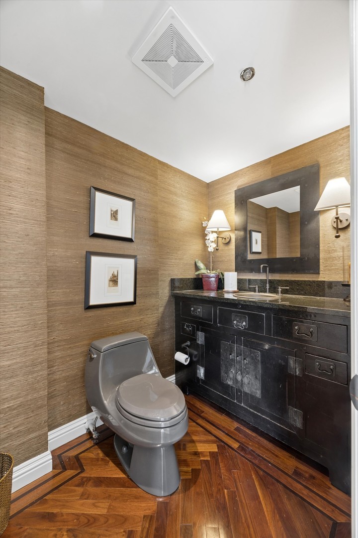950 North Michigan Avenue, Unit 4202 Chicago, IL 60611 - Photo 18 of 33