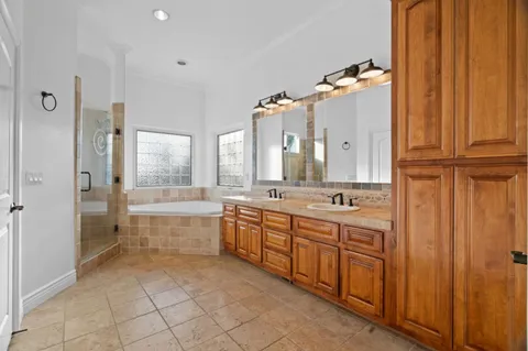 $1,999,999 | 1353 Perry Ct., Hollister, CA 95023