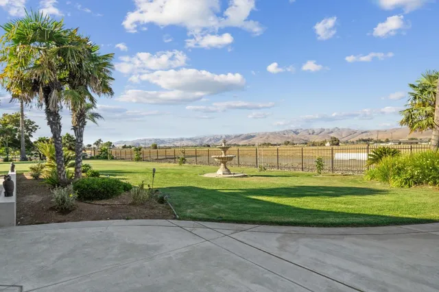 $1,999,999 | 1353 Perry Ct., Hollister, CA 95023