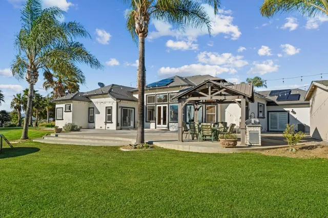 $1,999,999 | 1353 Perry Ct., Hollister, CA 95023