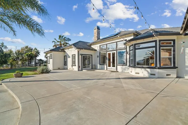 $1,999,999 | 1353 Perry Ct., Hollister, CA 95023