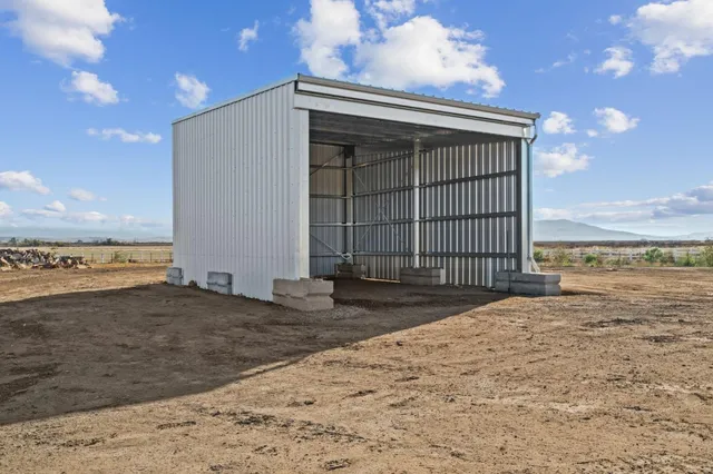 $1,999,999 | 1353 Perry Ct., Hollister, CA 95023