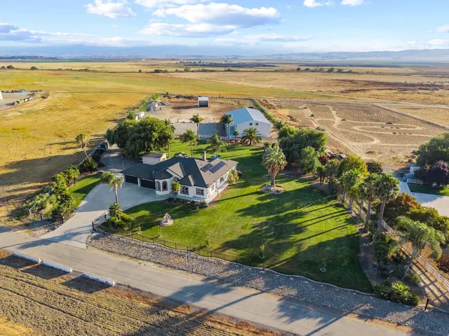 $1,999,999 | 1353 Perry Ct., Hollister, CA 95023