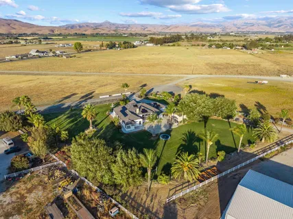 $1,999,999 | 1353 Perry Ct., Hollister, CA 95023