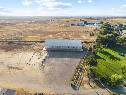 $1,999,999 | 1353 Perry Ct., Hollister, CA 95023