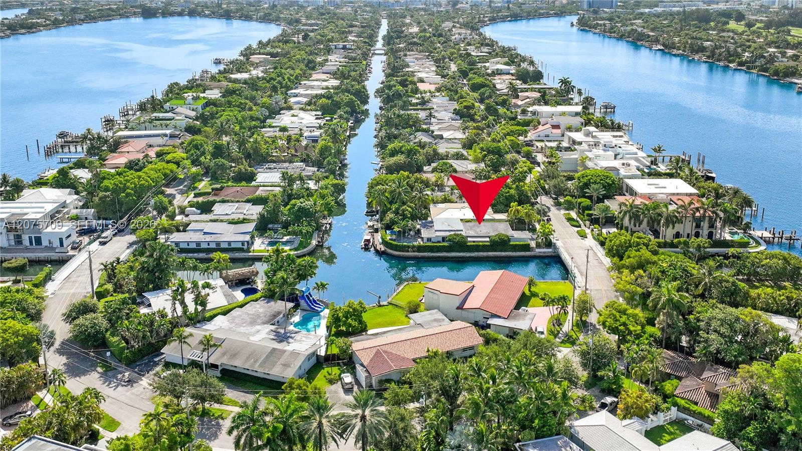 1885 Daytonia Road Miami Beach, FL 33141 - Photo 39 of 40 Gallery Image 39