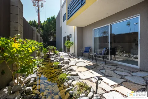 $589,000 | 588 East San Lorenzo Road, Unit 105, Palm Springs, CA 92264