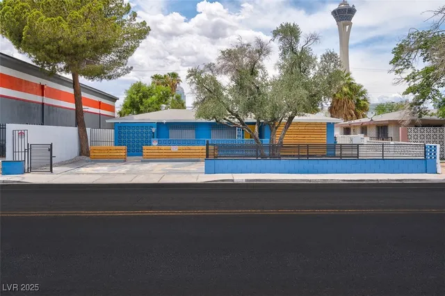 $3,450 | 2312 South 6th Street, Las Vegas, NV 89104