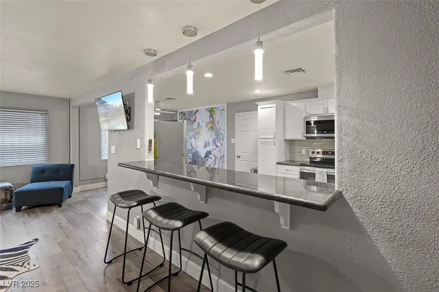 $3,450 | 2312 South 6th Street, Las Vegas, NV 89104