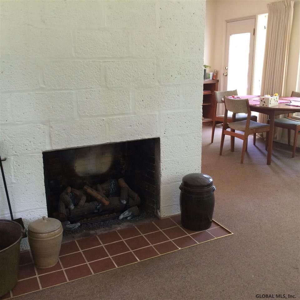318 Terrace Road Rotterdam, NY 12306 - Photo 3 of 15 Photo 3
