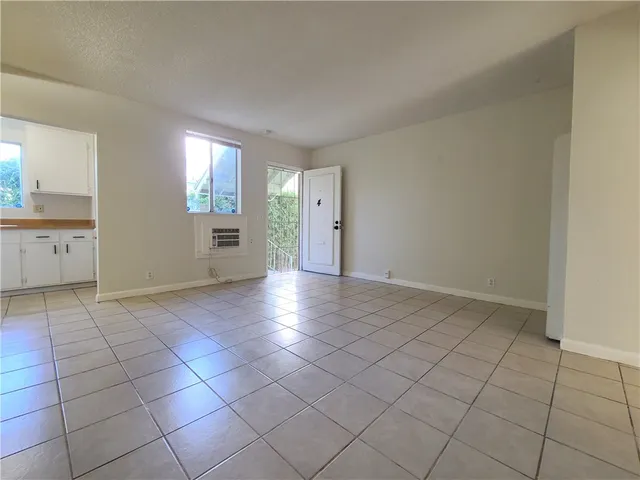 $1,545 | 3891 Locust Street, Riverside, CA 92501