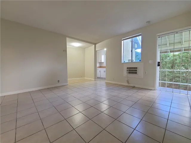 $1,545 | 3891 Locust Street, Riverside, CA 92501