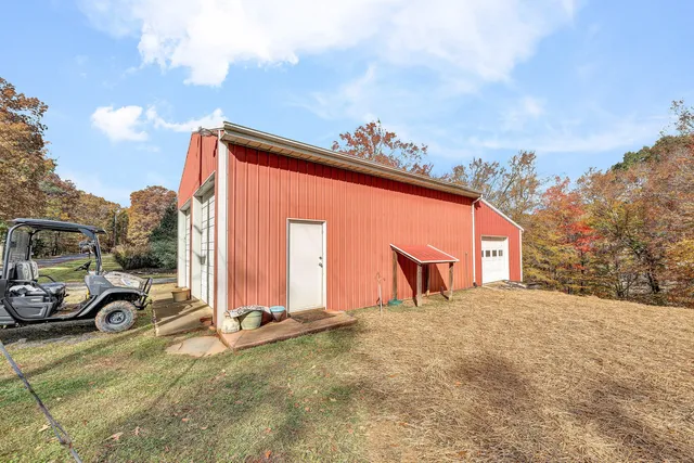 $888,000 | 2228 Thomason Lane, Goodview, VA 24095