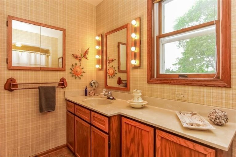 686 Country Club Road Holland, MI 49423 - Photo 12 of 23 Additional Photo
