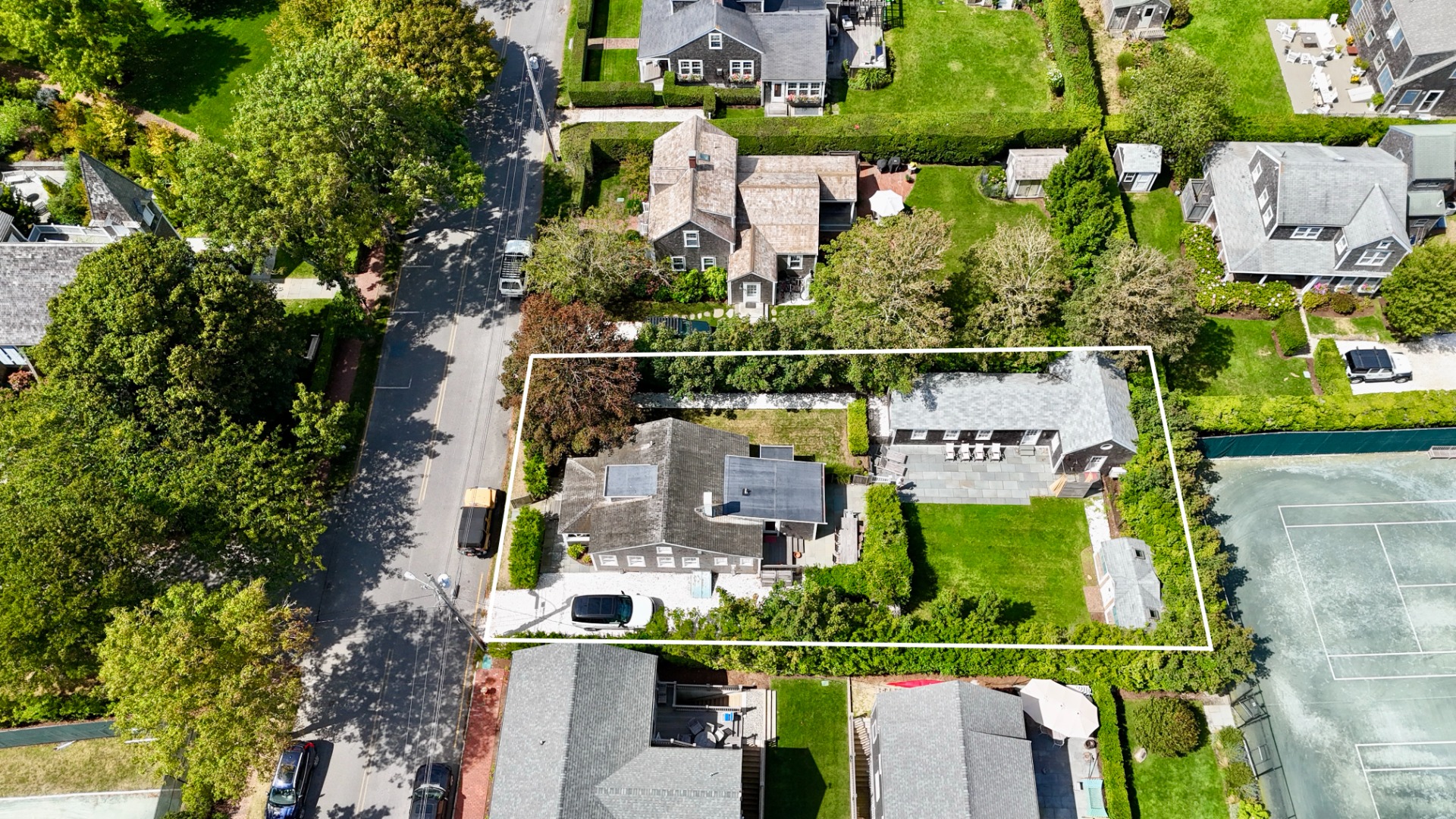 17 New Street Nantucket, MA 02554 - Photo 3 of 31