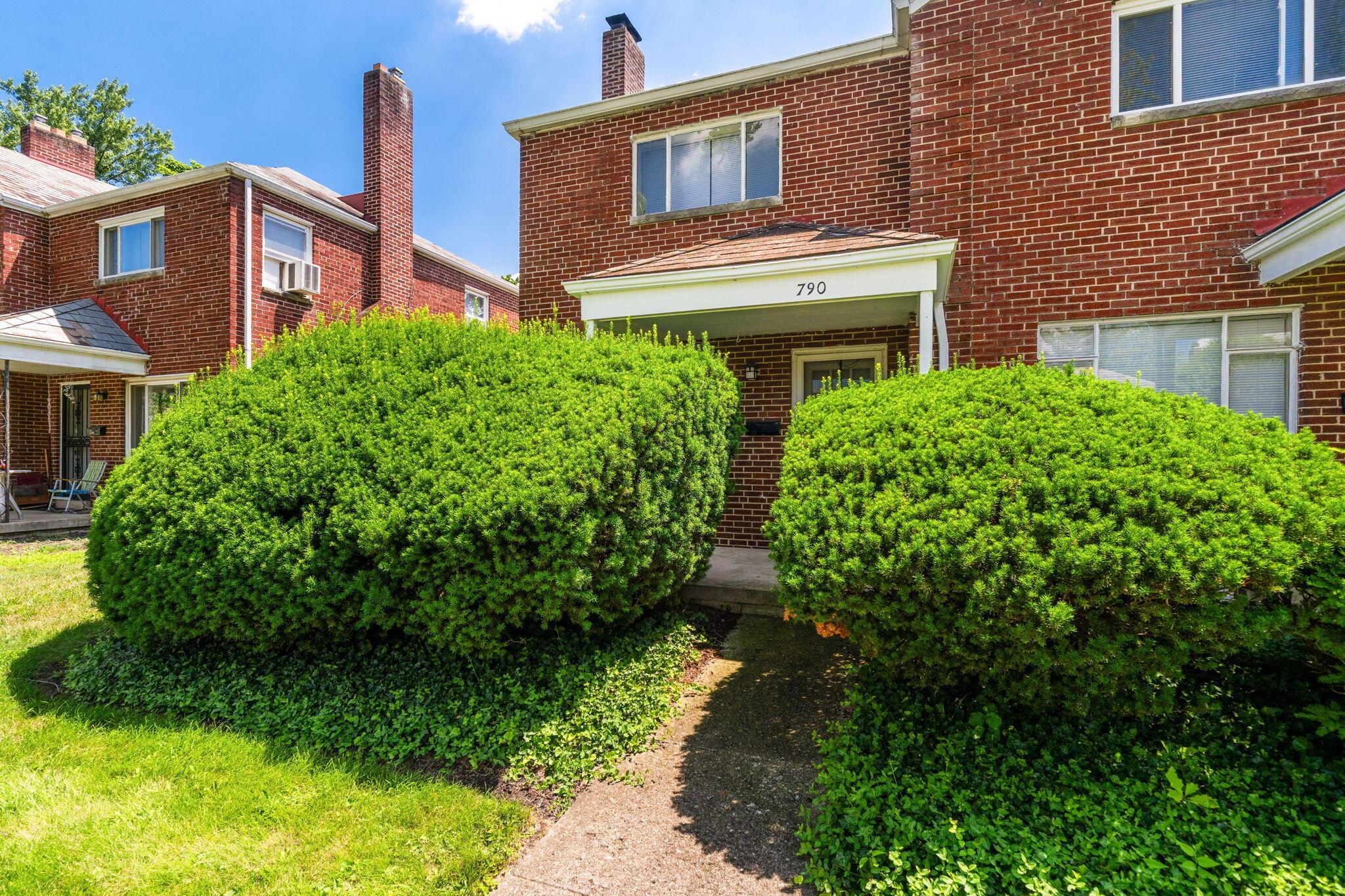 790 Kenwick Road Columbus, OH 43209 - Photo 9 of 22 790-796 Kenwick (Exterior)-7