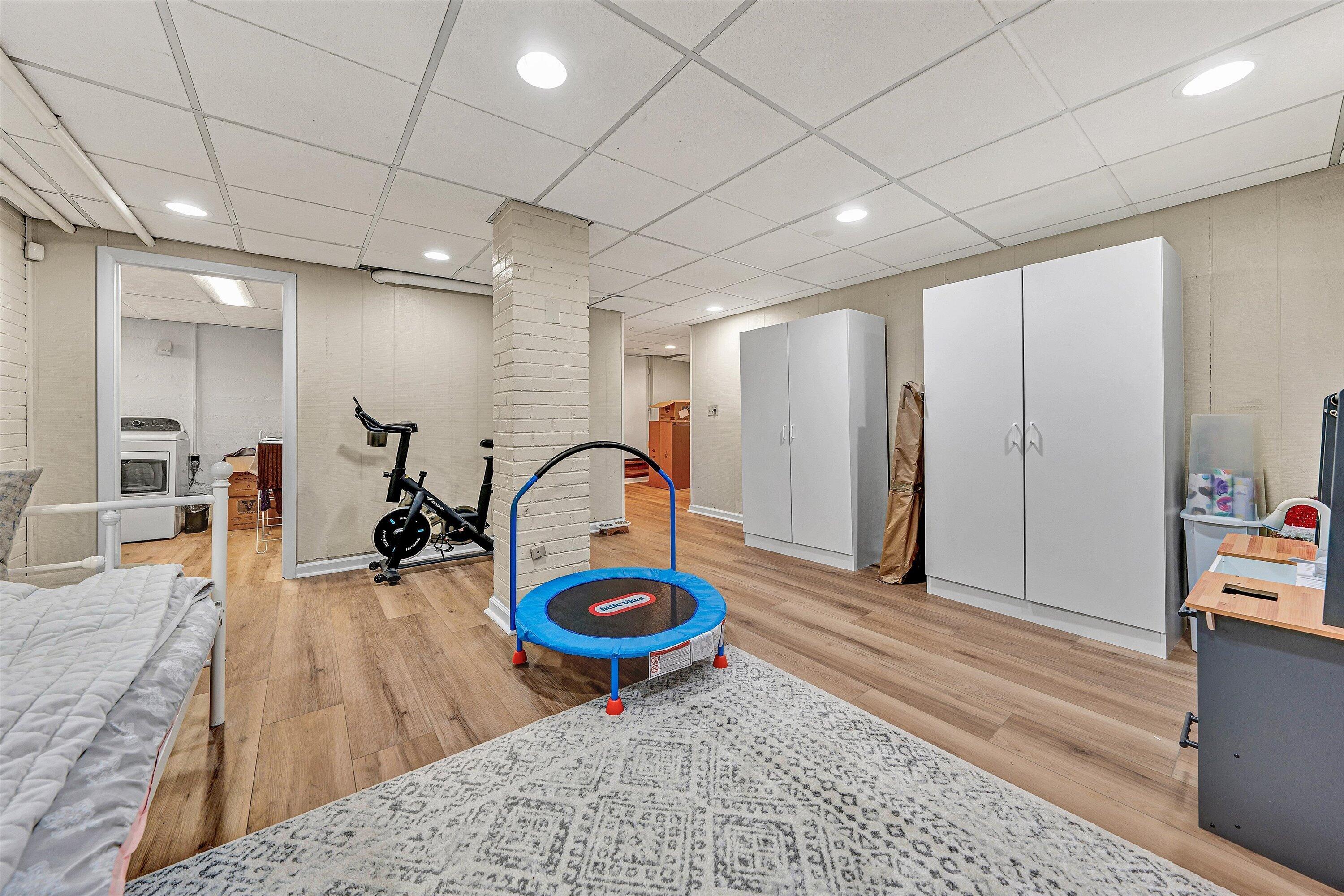 3207 White Oak Road Southwest Roanoke, VA 24014 - Photo 27 of 48 32-DSC00076