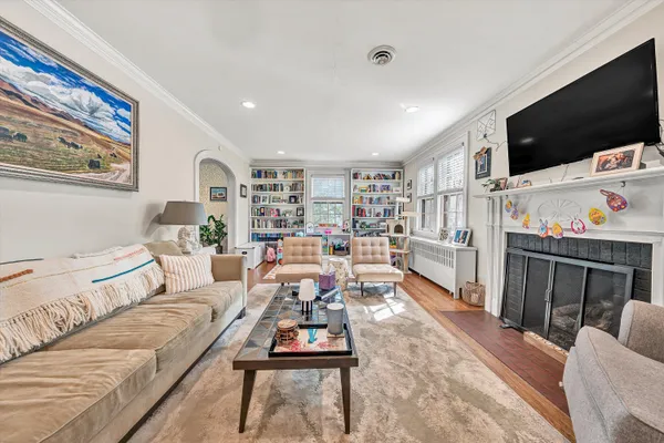 $629,900 | 3207 White Oak Road Southwest, Roanoke, VA 24014