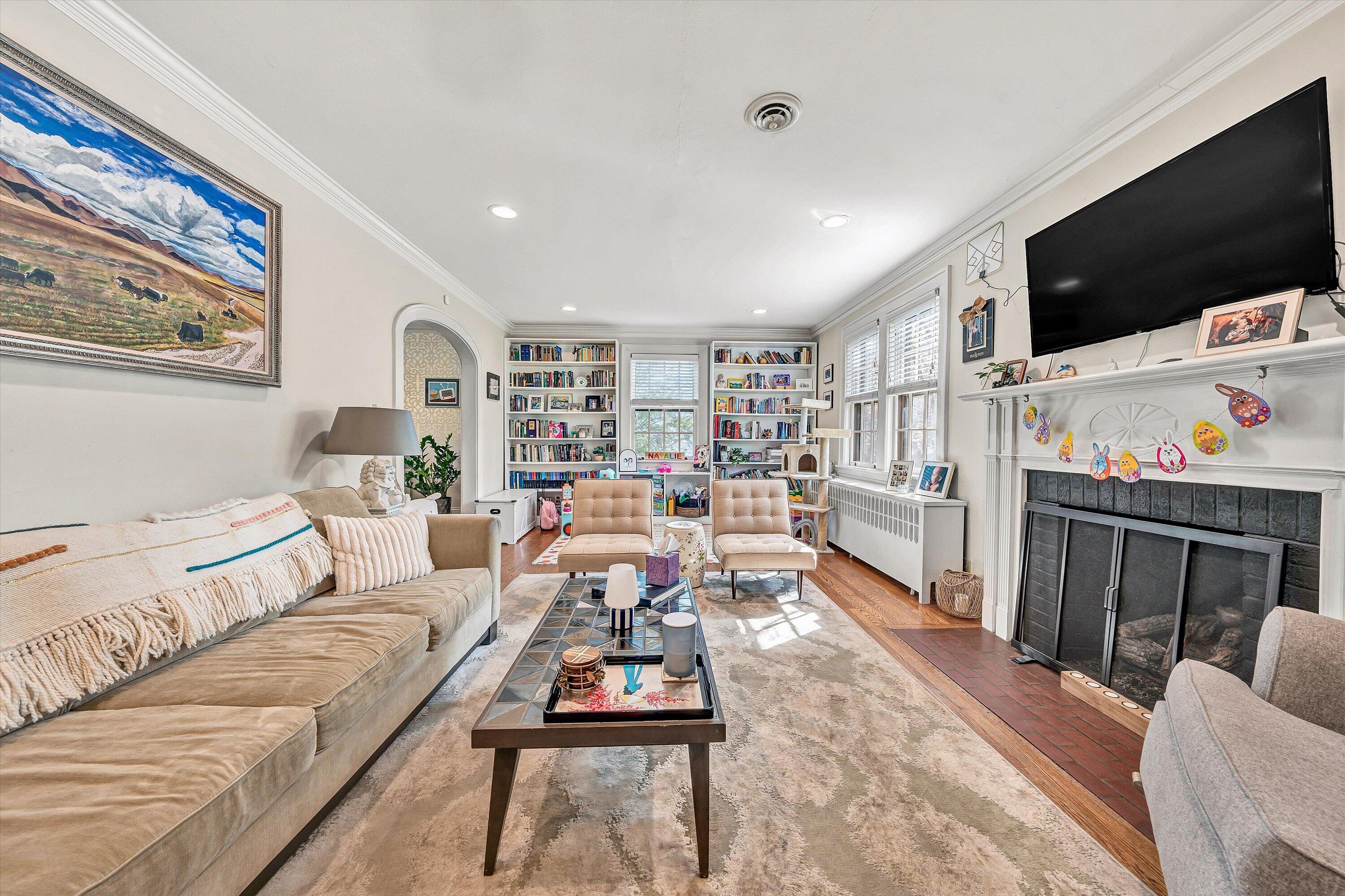 3207 White Oak Road Southwest Roanoke, VA 24014 - Photo 4 of 48 08-DSC00004