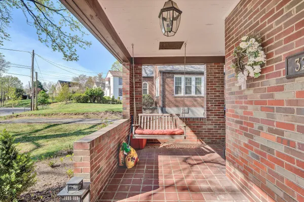 $629,900 | 3207 White Oak Road Southwest, Roanoke, VA 24014