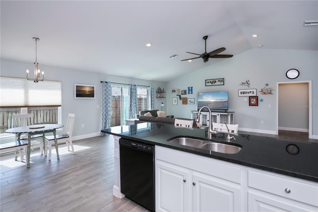 601 Citrus Road Venice, FL 34293 - Photo 15 of 58