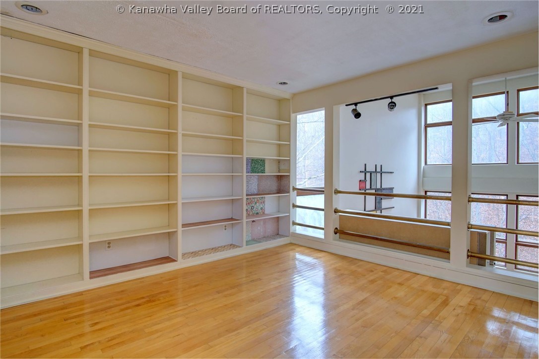 1409 Stonehenge Road Charleston, WV 25314 - Photo 30 of 45 Gallery Image 30