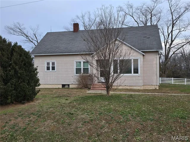 $80,000 | 19128 Co Highway 24, Centralia, IL 62801