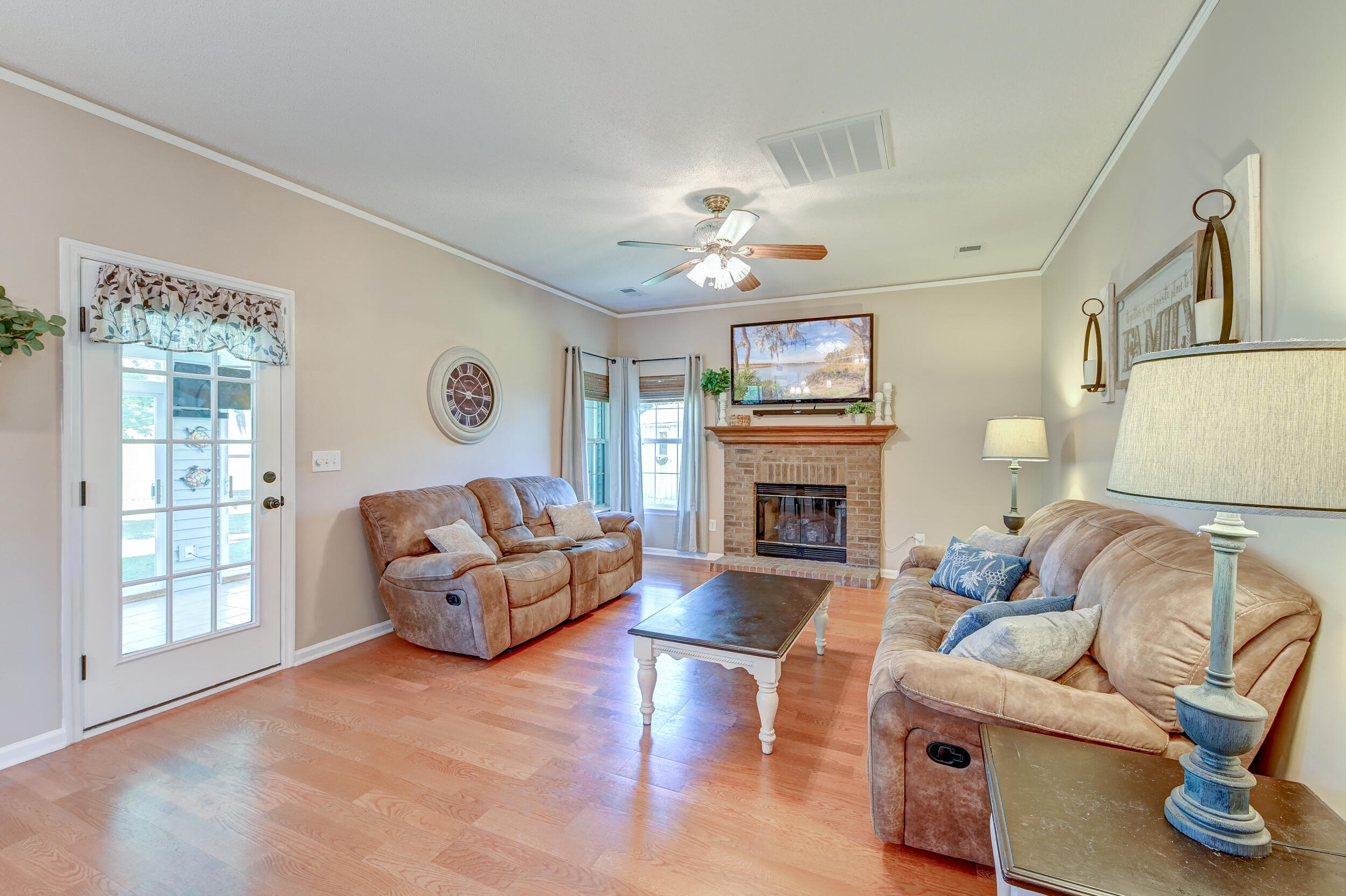 7004 Windmill Creek Road Charleston, SC 29414 - Photo 4 of 59 DSC_3551_2_3_4_5