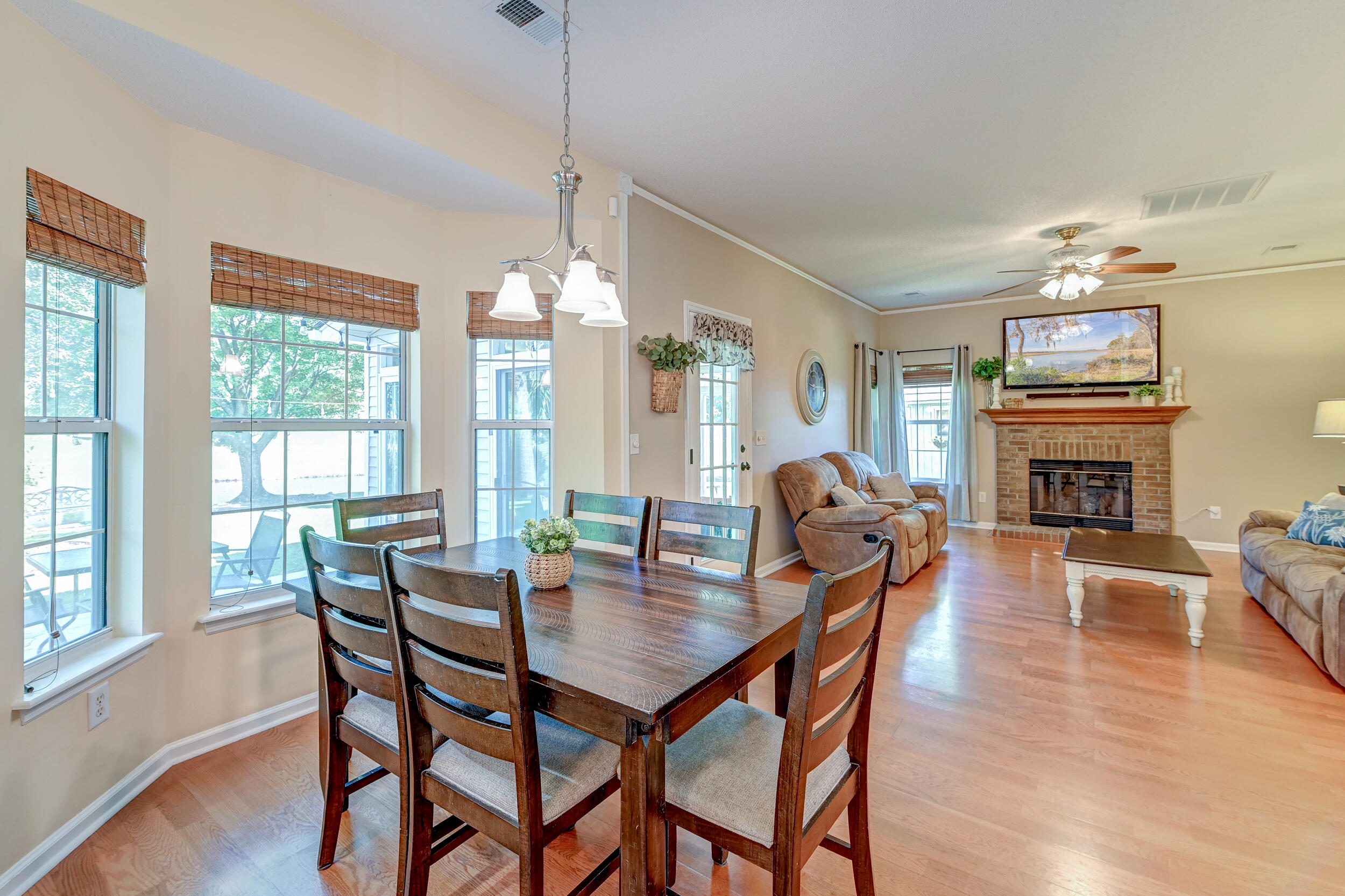 7004 Windmill Creek Road Charleston, SC 29414 - Photo 5 of 59 DSC_3541_2_3_4_5